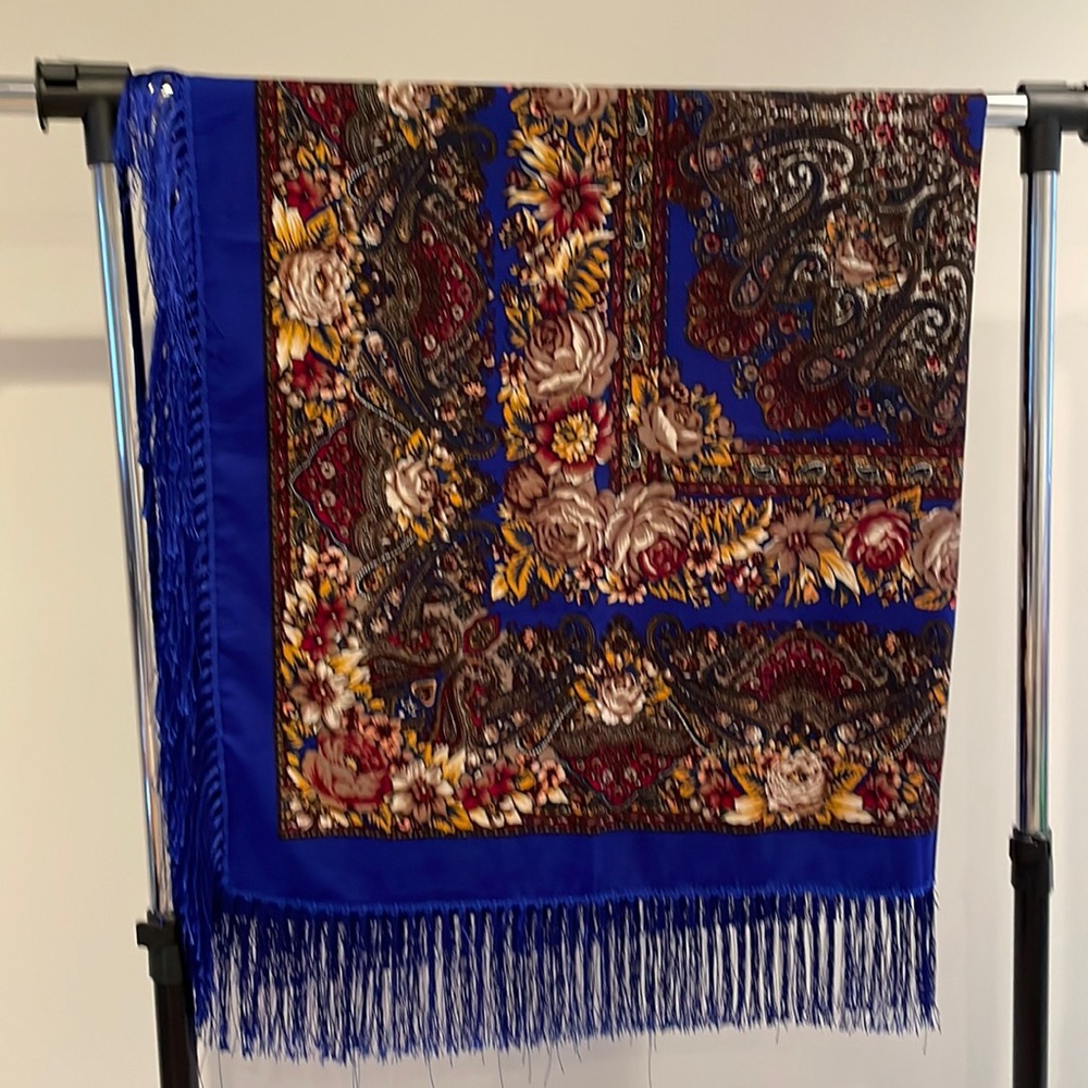 WOOL-COTTON SHAWL,